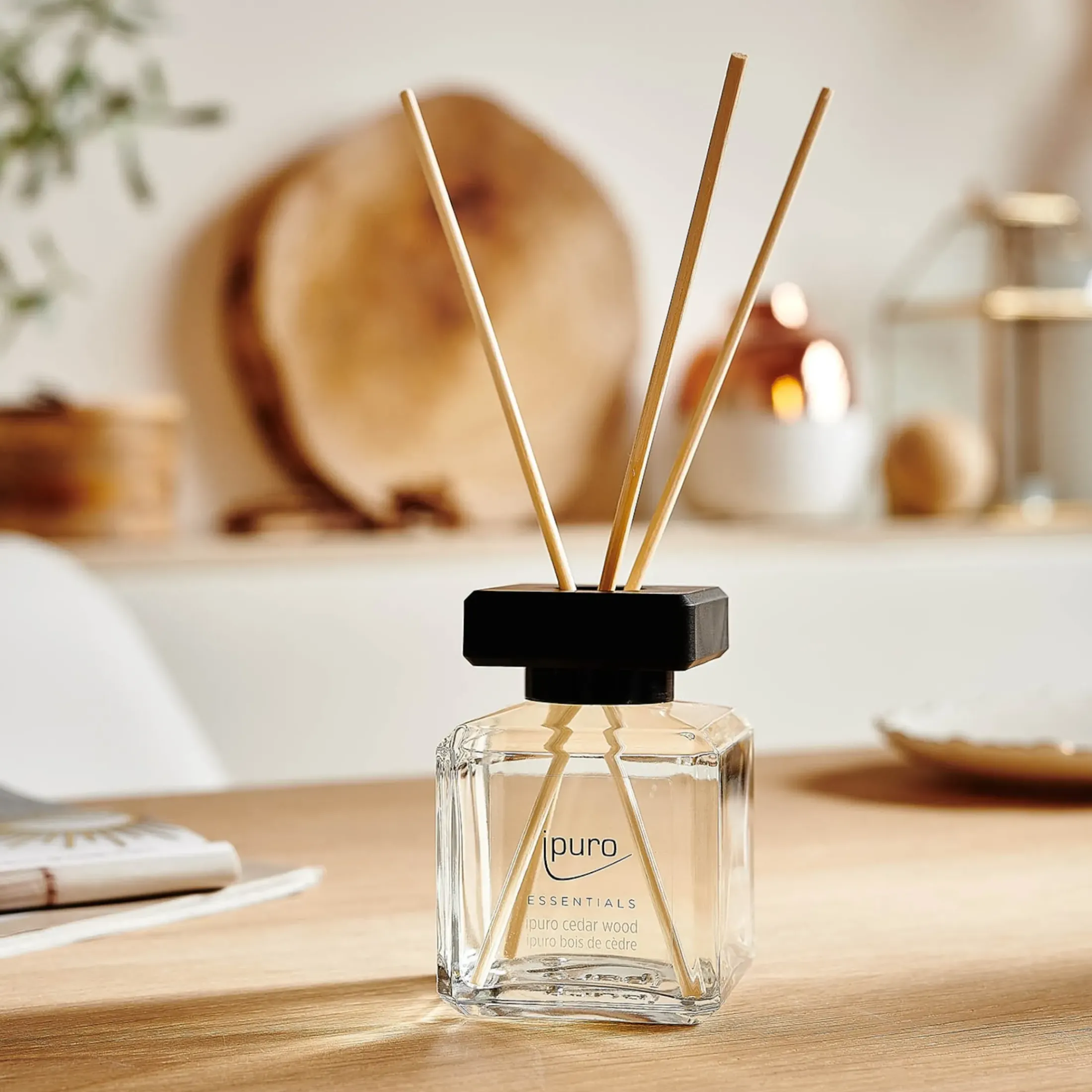 Depot Essentials>Essentials Raumduft Cedar Wood